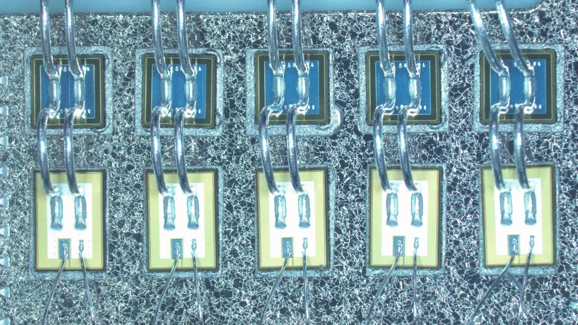 Robuste Leistungsmodule auf Basis von Silizium-Carbid Leistungstransistoren